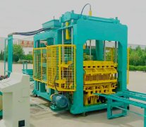 廣西全自動空心水泥磚機發(fā)貨現(xiàn)場