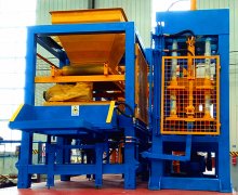 福建水泥環(huán)保磚機發(fā)貨現(xiàn)場